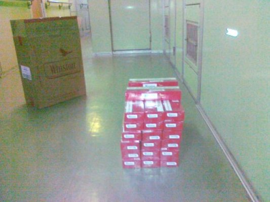 Ţigări de contrabandă descoperite la bordul unei nave ruseşti